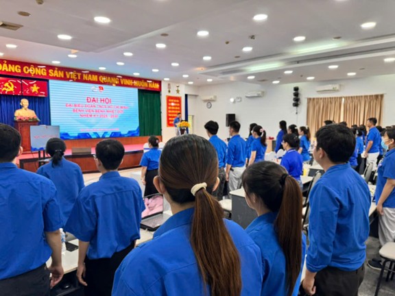 Nghi thức chào cờ tại Đại hội